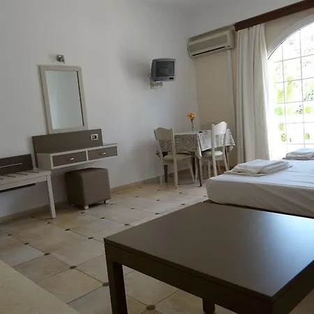 Hotel apartamentowy Palm 3*